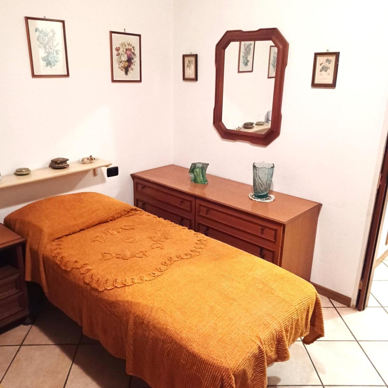 Apartament La Siesta Novara Zewnętrze zdjęcie